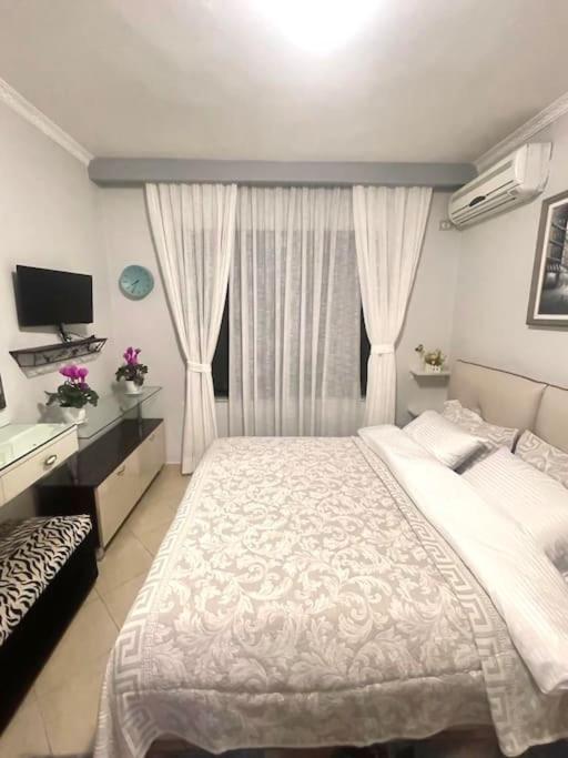 Nice Central Apartment In Tirana City 외부 사진
