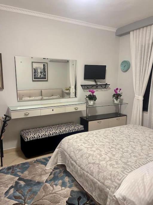 Nice Central Apartment In Tirana City 외부 사진